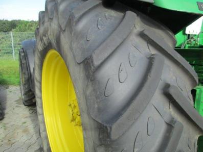 Tractor John Deere 8310 - acrar 17