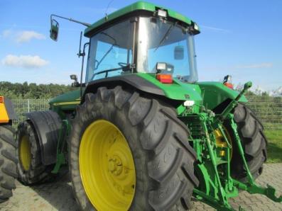 Tractor John Deere 8310 - acrar 14