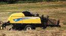 Quaderpressen New Holland BB9080RC - BISO Schrattenecker